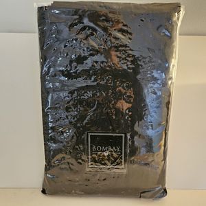 King Bed Skirt in Black by Bombay Company Blake NEW‎